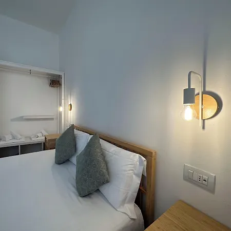 Ng L'acquedotto Πανσιόν Όλμπια